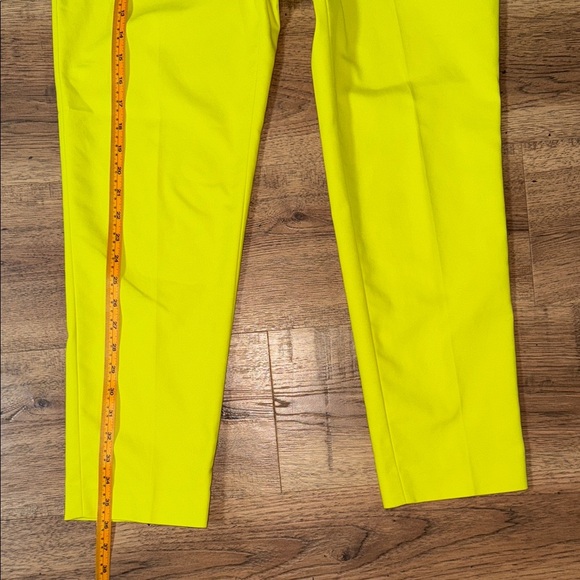 CHAUS New York. Bright Yellow Pants - Picture 5 of 11